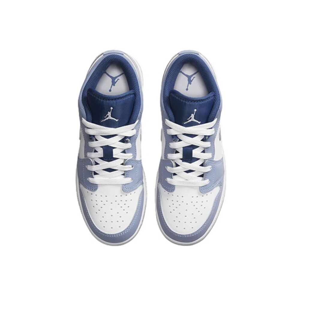 AIR JORDAN BLEU BLANC