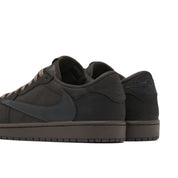 AIR JORDAN LOW TRAVIS SCOTT MARRON