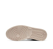 AIR JORDAN LOW NOIR BEIGE