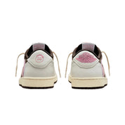 AIR JORDAN LOW TRAVIS SCOTT MARRON